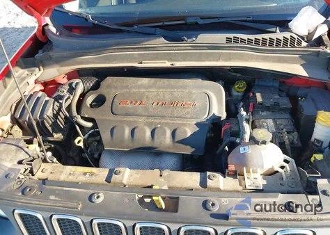 2015 Jeep Renegade Latitude from USA, damaged, VIN ZACCJABT1FPB80163